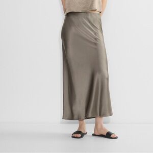 Aritzia Babaton Slip